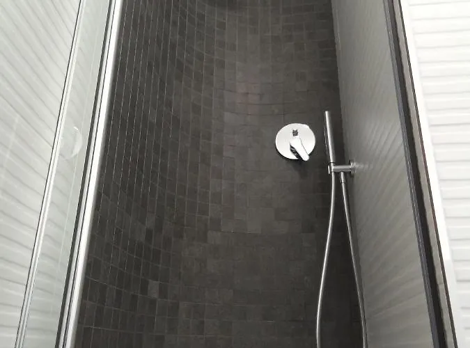 Casa Spinuzza 4 チェファル